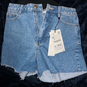 Zara Jean shorts size 34